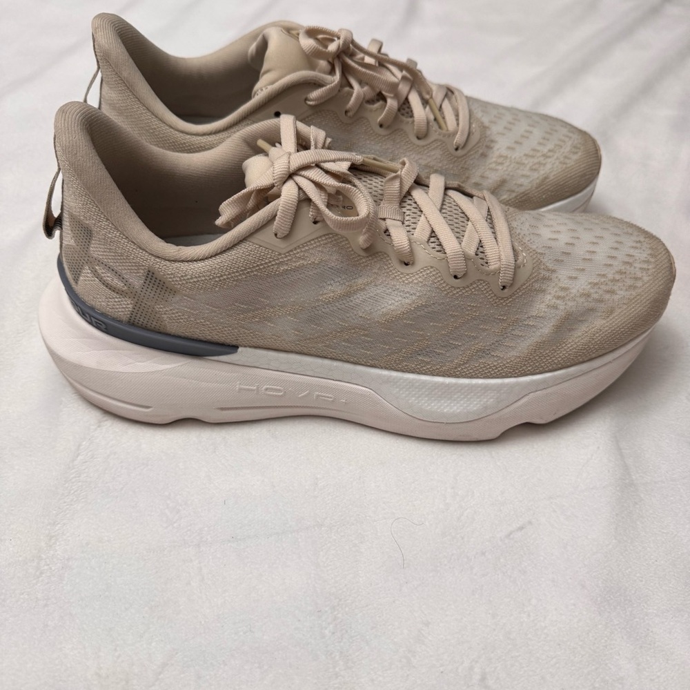 Under Armour Men's Infinite Pro Breeze Road Running/10